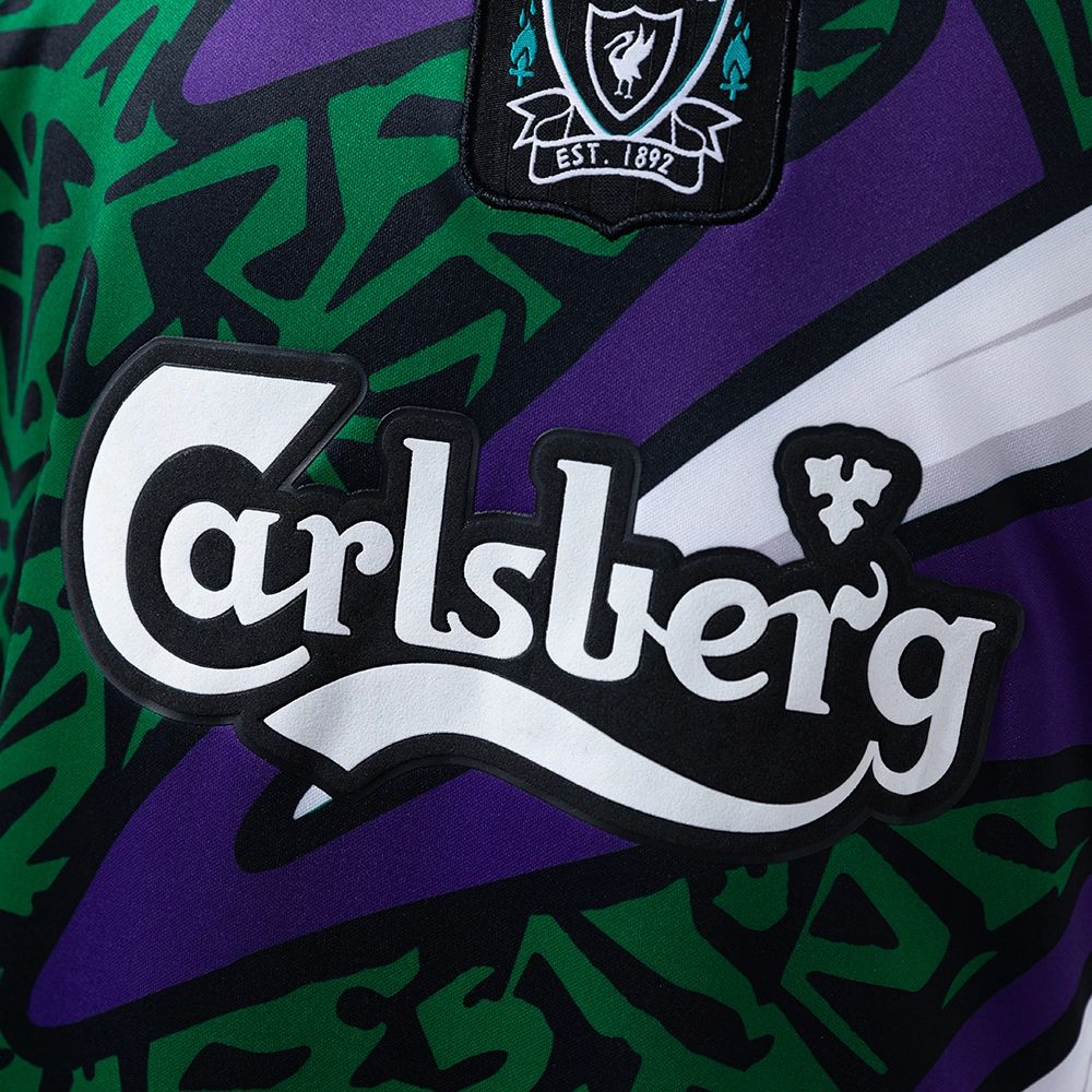 Retro Liverpool 1995/96 Goalkeeper jersey Long Sleeve Fan Version