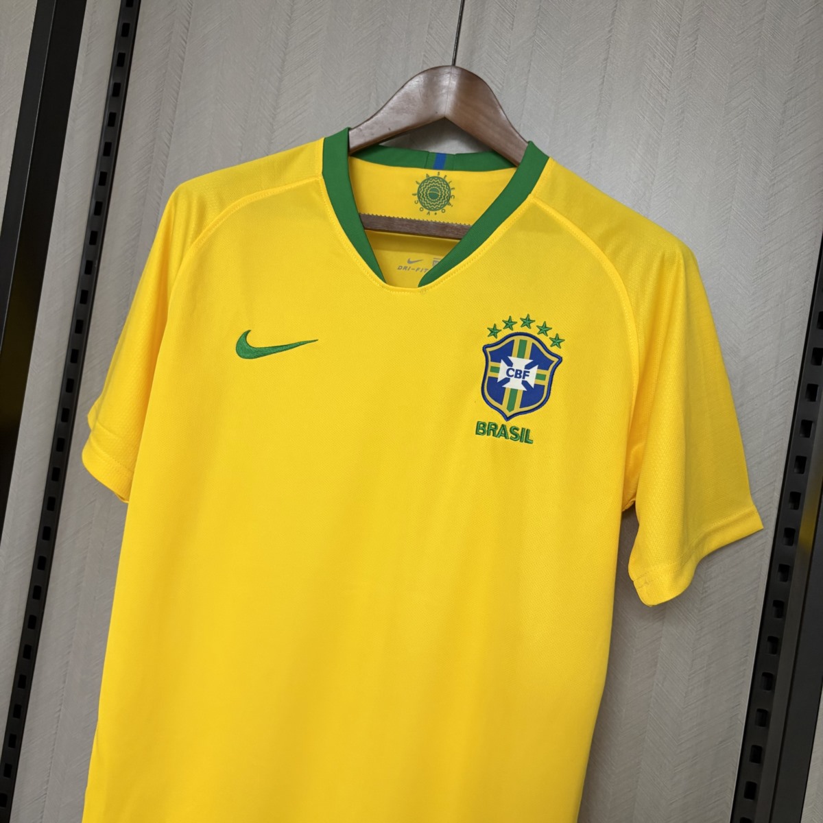 Retro Brazil 2018 Home jersey Fan Version