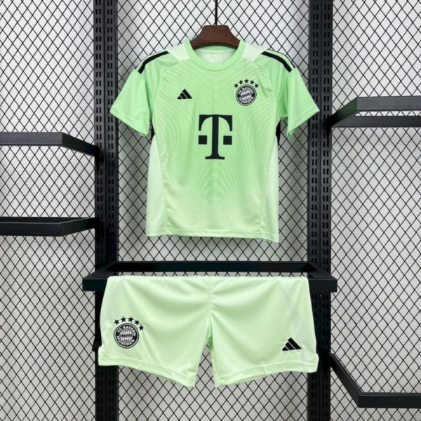 2025/26 Bayern Munich Green Goalkeeper jersey kids Kits size: 16-28
