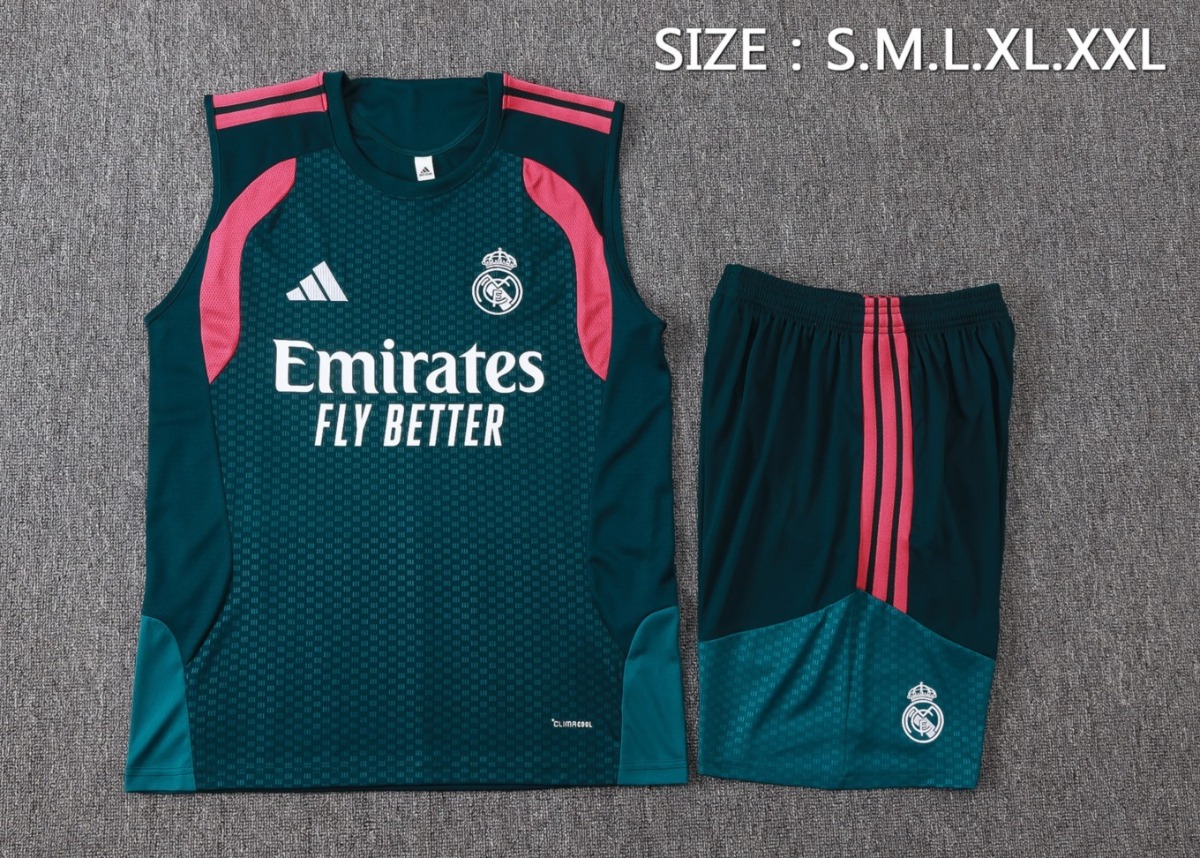 2026 Real Madrid Deep dark green Training Set Shirt and Shorts