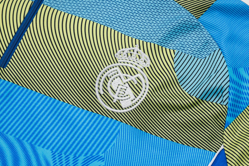 202526 Real Madrid Light green Long-sleeved half-pull training kit Football team kit