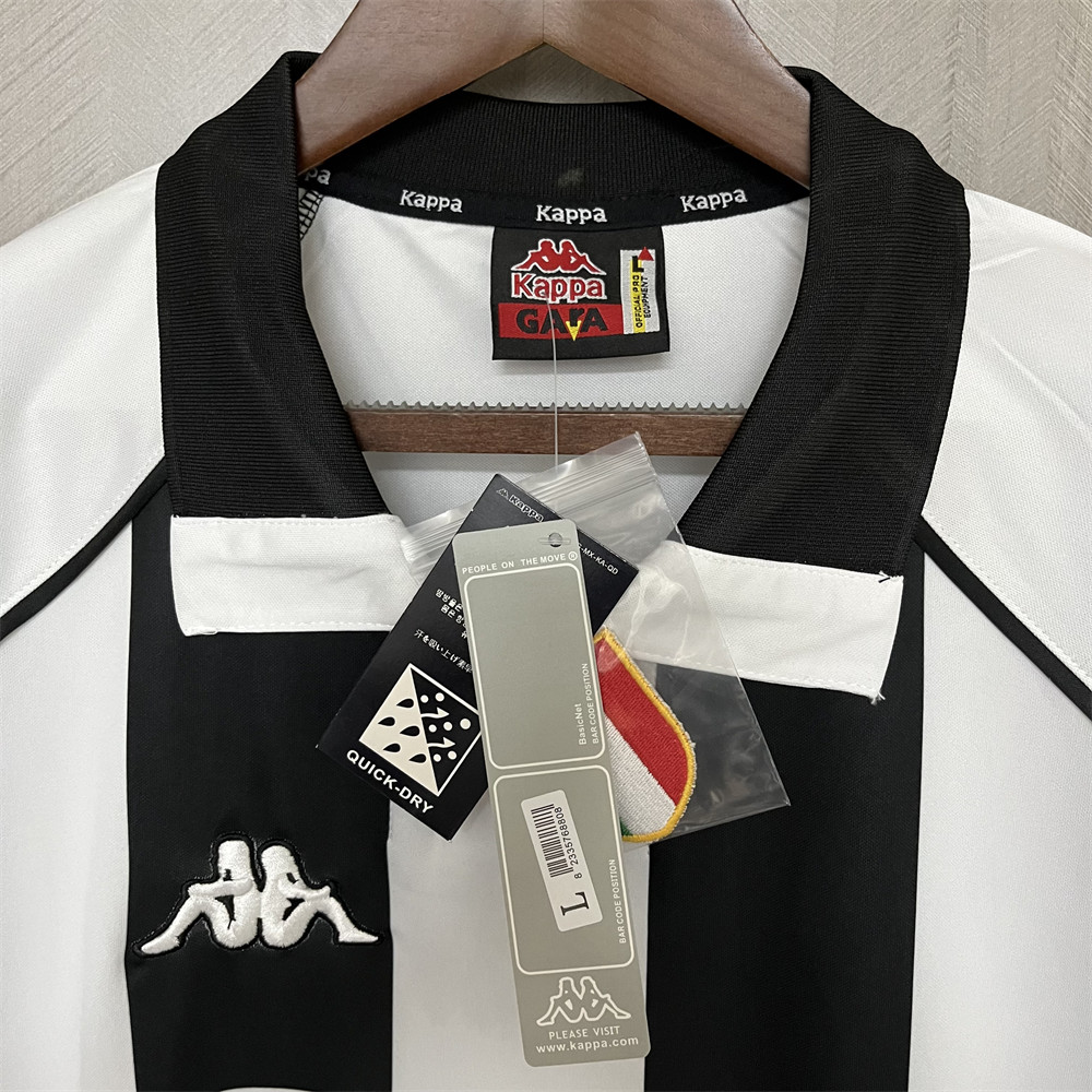 Retro Juventus 1997/98 Home  jersey Fan Version