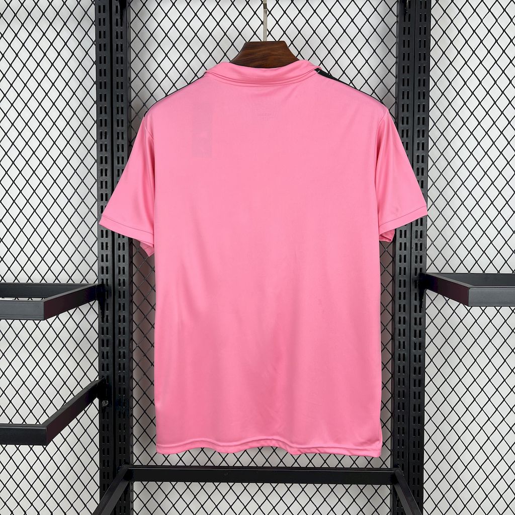 2025/26 Real Madrid Pink special edition Jersey Fan Version