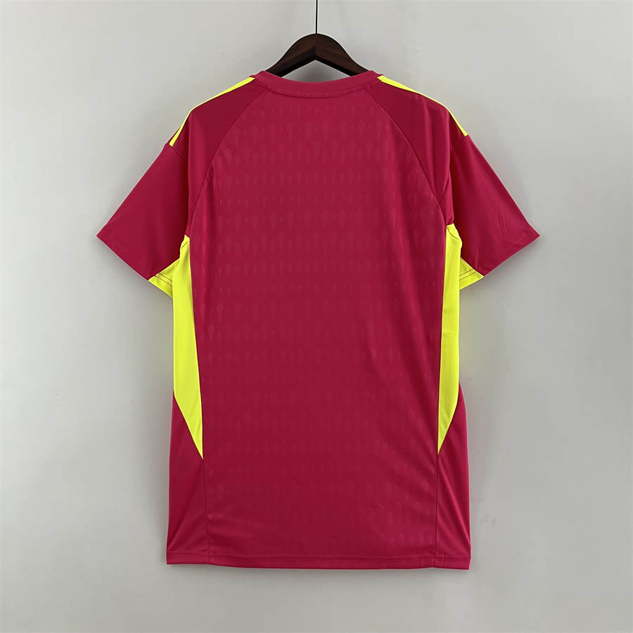 23/24 Real Madrid Goalkeeper Red Jersey Fan Version