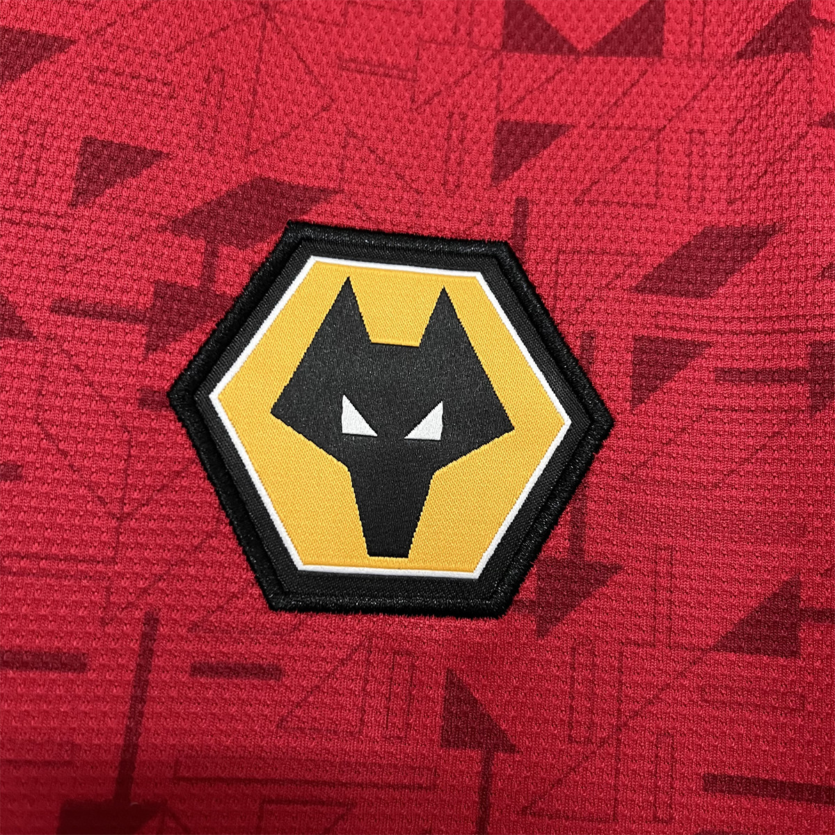 2023/24 Wolves Goalkeeper Red Jersey Fan Version
