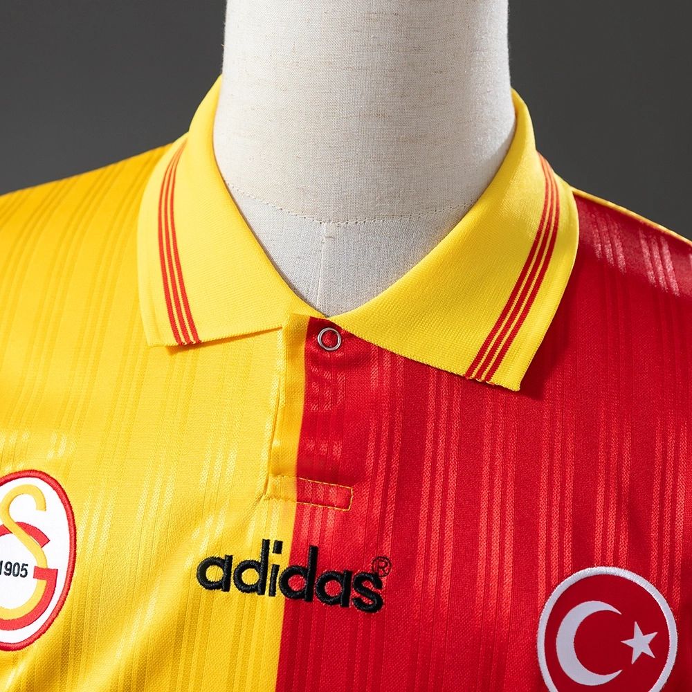 Retro Galatasaray 1996/97 home jersey Fan Version