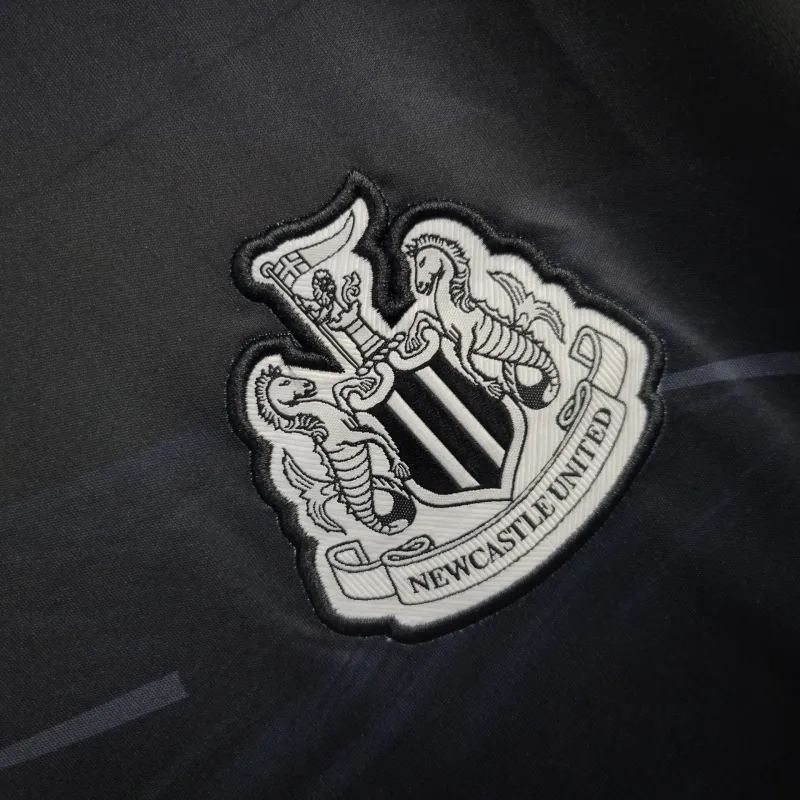 2024/25 Newcastle United Training Wear Jersey Fan Version