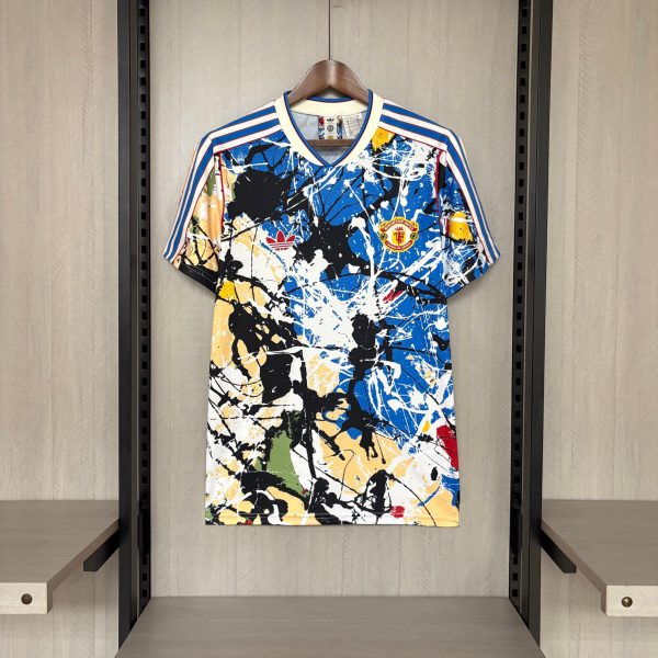 2026 Manchester United CO-Branded jersey Fan version