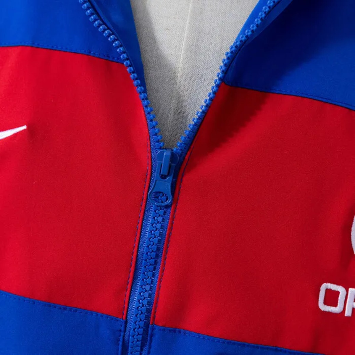 1996/97 PSG Vintage Style Jacket Windbreaker