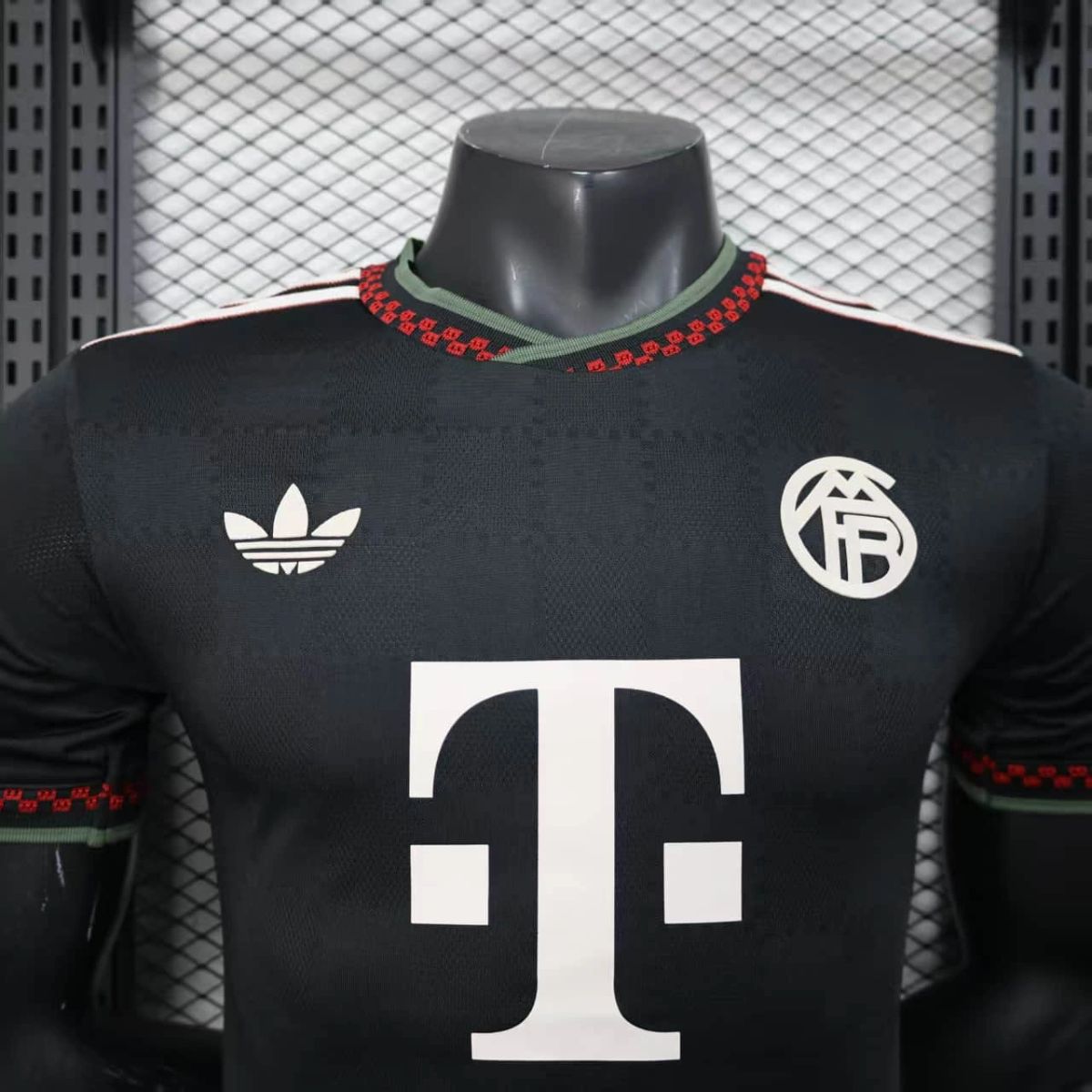 2025/26 Bayern Munich Oktoberfest Special Edition Edition Black jersey Player Version