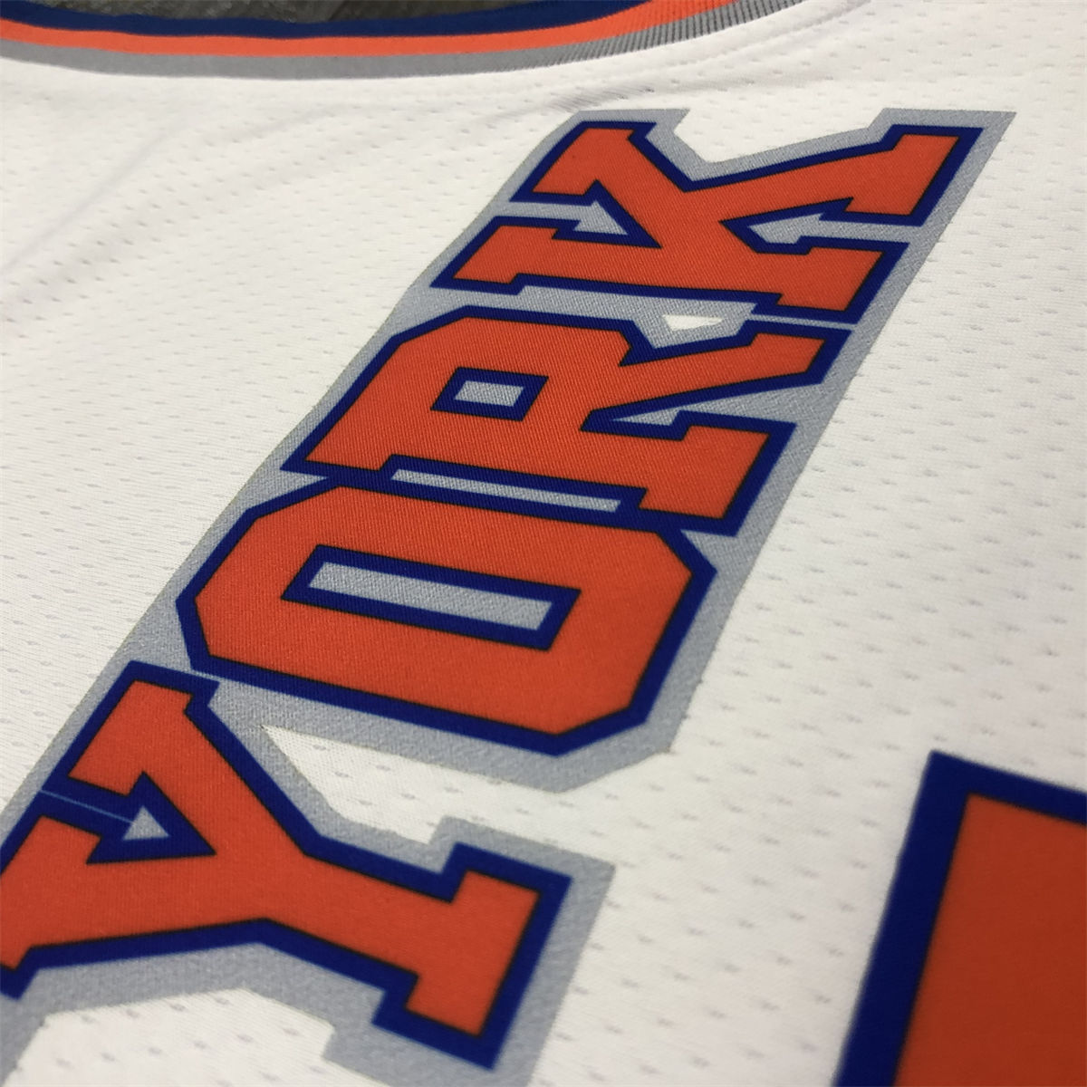 NBA New York Knicks Round Neck White jersey BARRETT#9 S-XXL