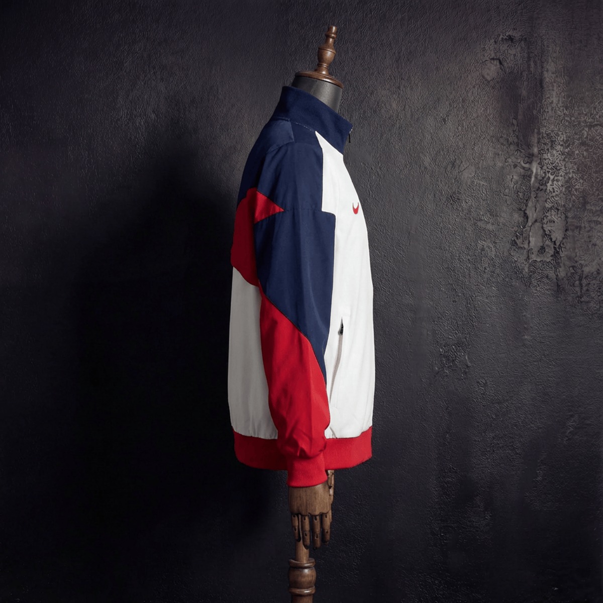 2025/26 PSG White Windbreaker Sport Unifom