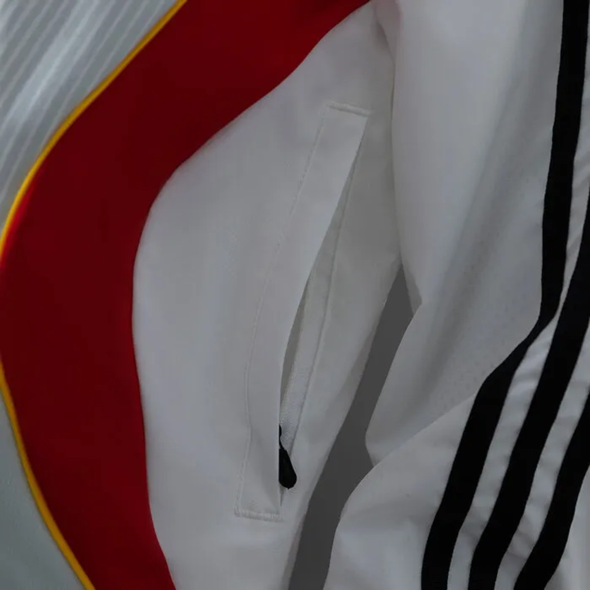 2006 Germany Vintage Style Windbreaker