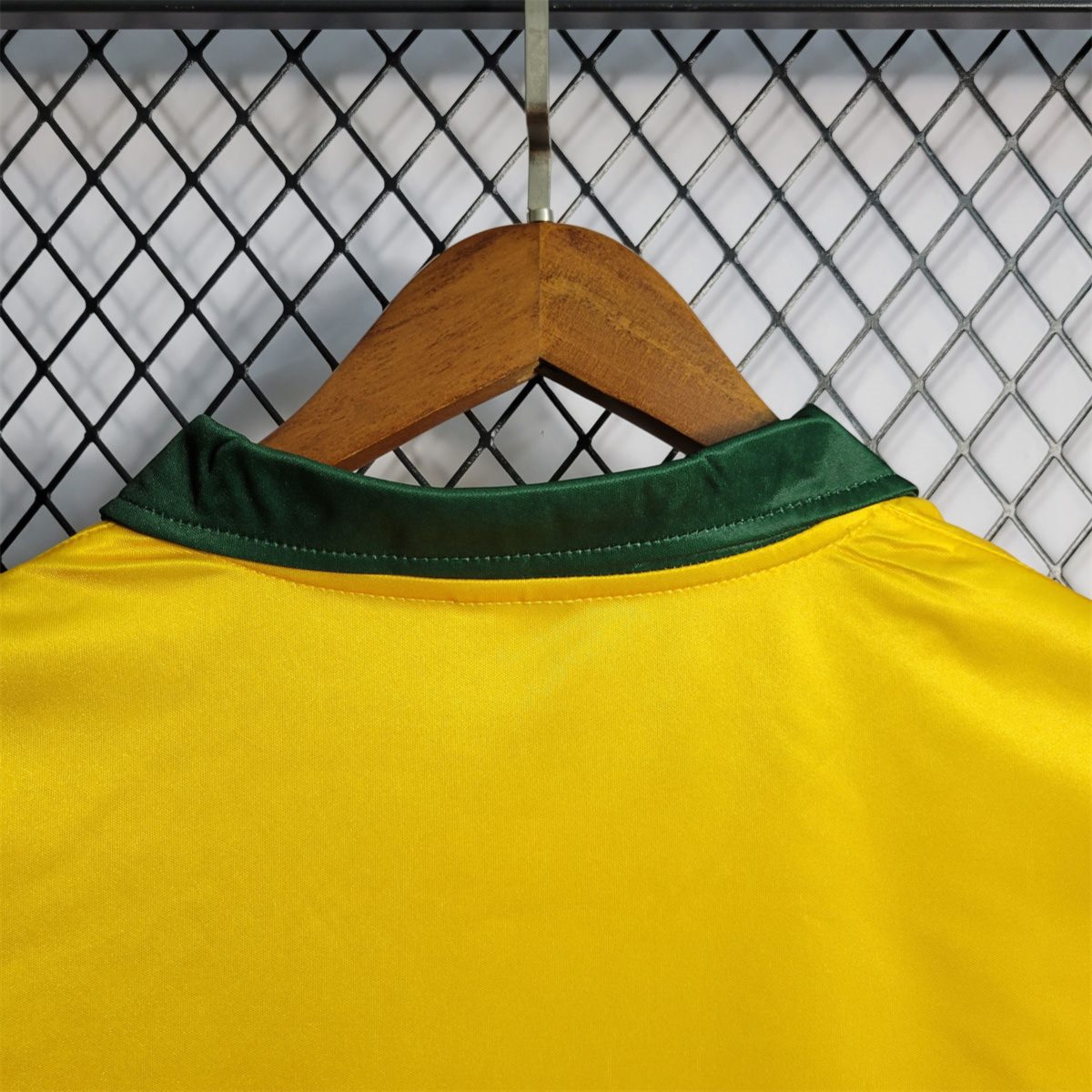 Retro 1988/90 Brazil home jersey Fan Version