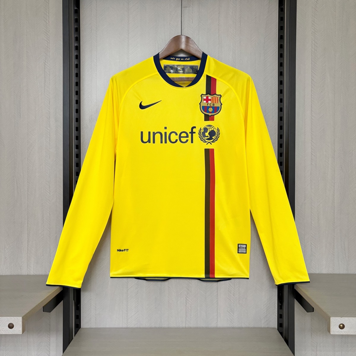 Retro Barcelona 08/09 away jersey Fan Version