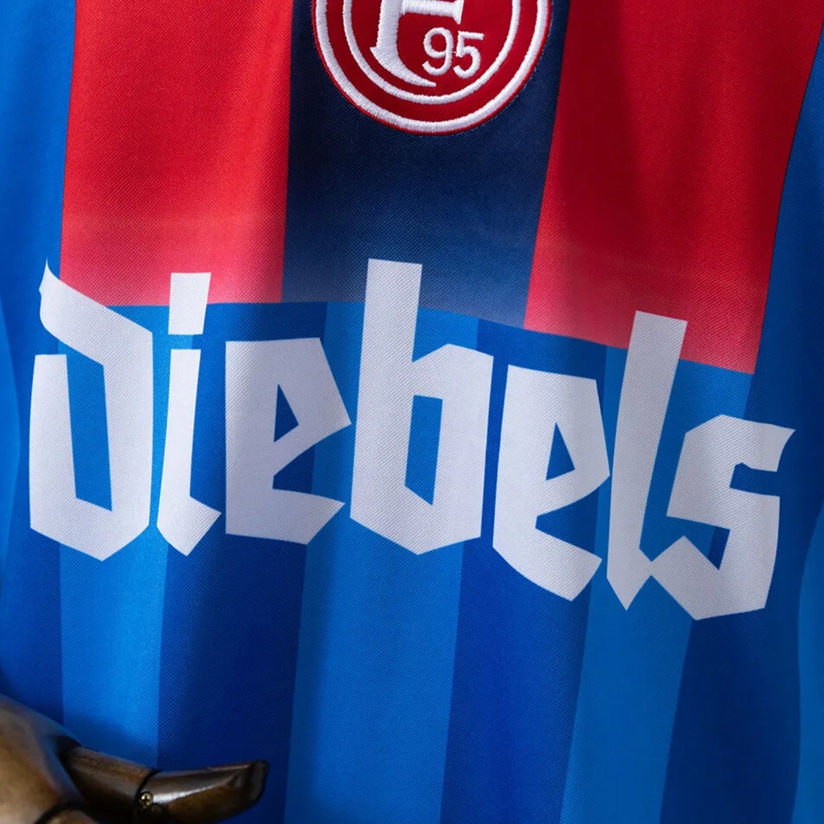 Retro Fortuna Düsseldorf 1998 Away Jersey Fan Version
