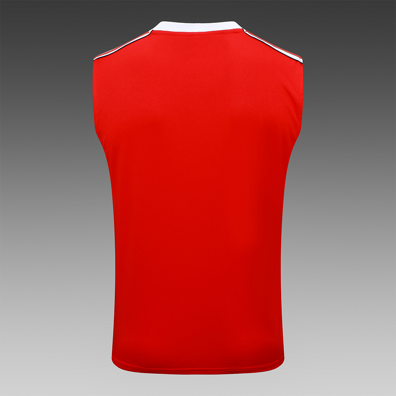 2025/26 Manchester United Red Training Set Shirt and Shorts