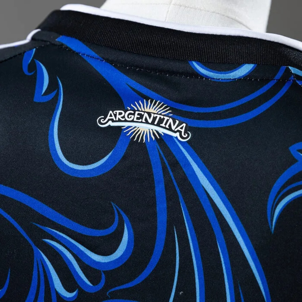 Women's Football Argentina 2026 World Cup Away Crop Jersey