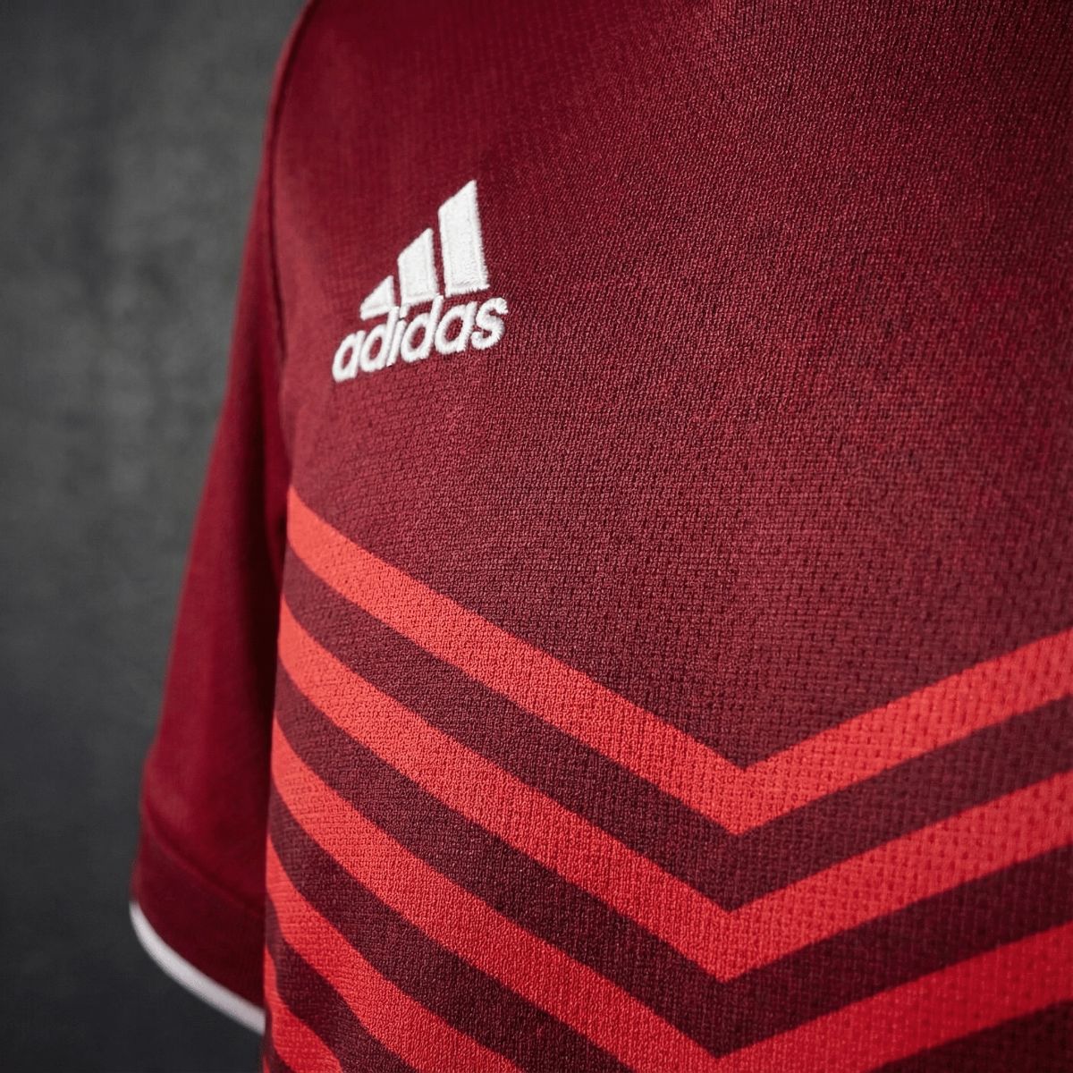 Retro Bayern Munich 2021/22 Home jersey Fan Version