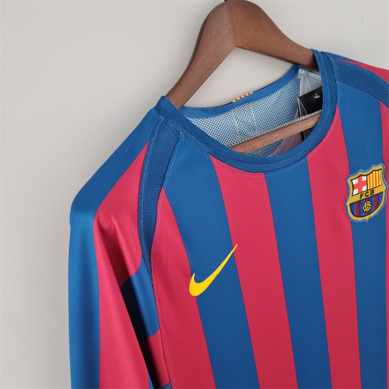 Retro Barcelona 05/06 long sleeve home jersey Fan Version