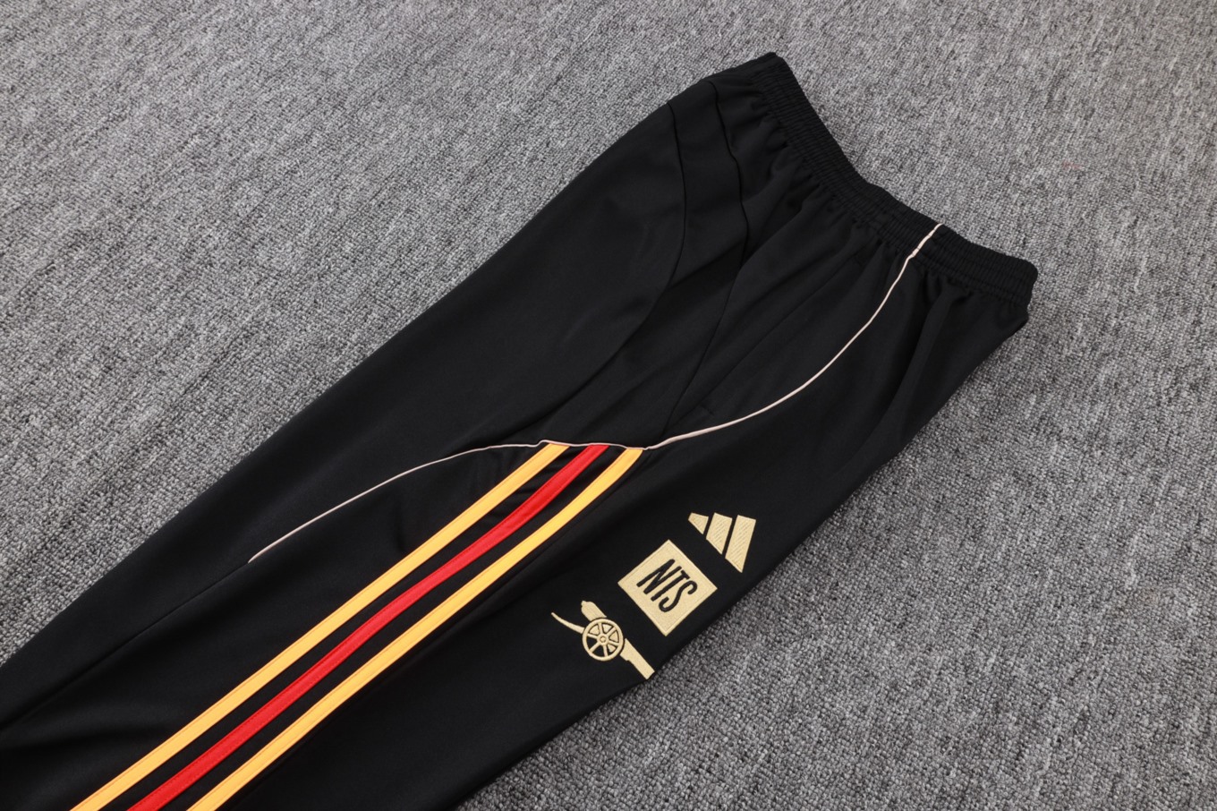 2026 Arsenal Black Jacket Training Suit Set