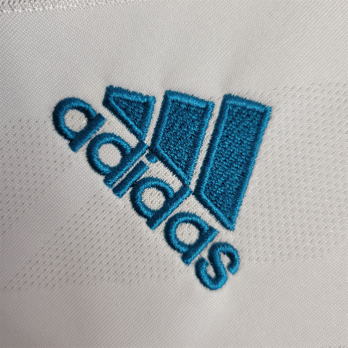 Retro Real Madrid 17/18  home jersey Fan Version