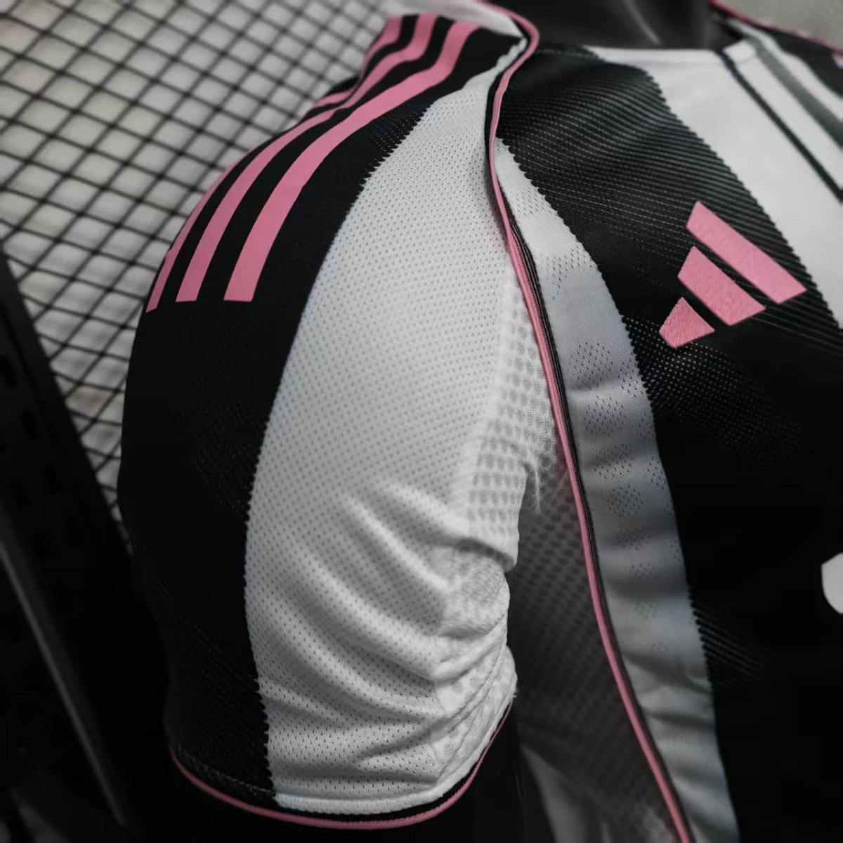 25/26 Juventus home jersey Player Version