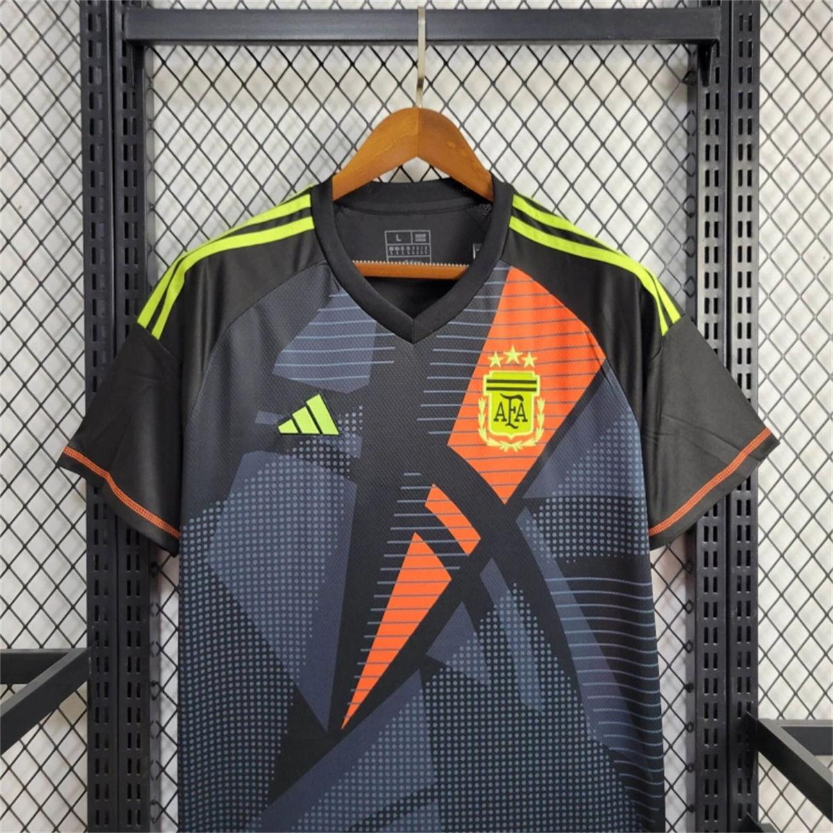 2024/25 Argentina goalkeeper Jersey Fan Version