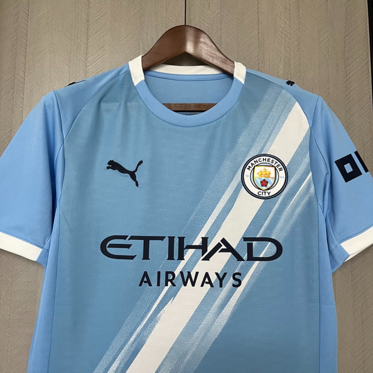 25/26 Manchester City Home Jersey Fan Version