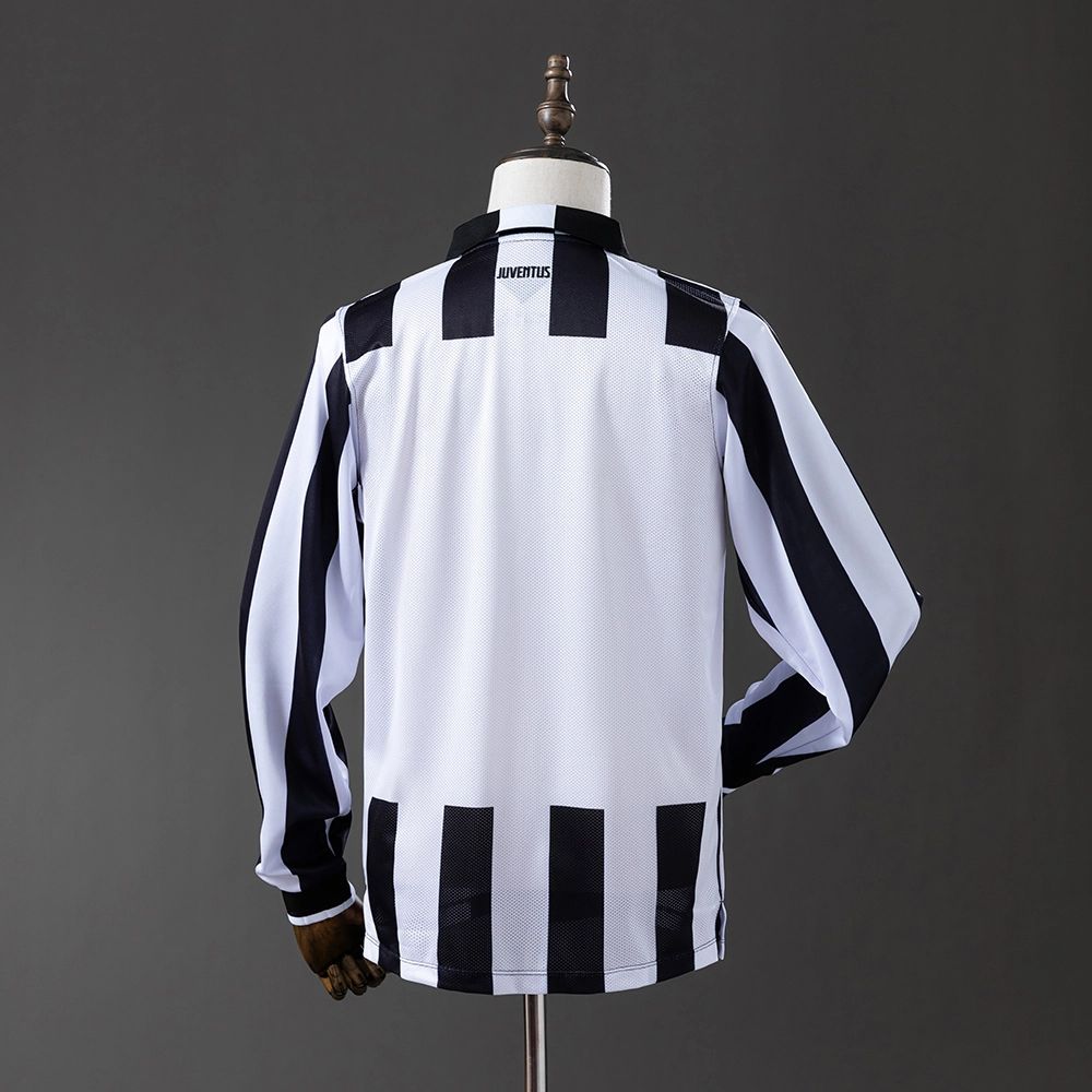 Retro Juventus 14/15 Home jersey Fan Version