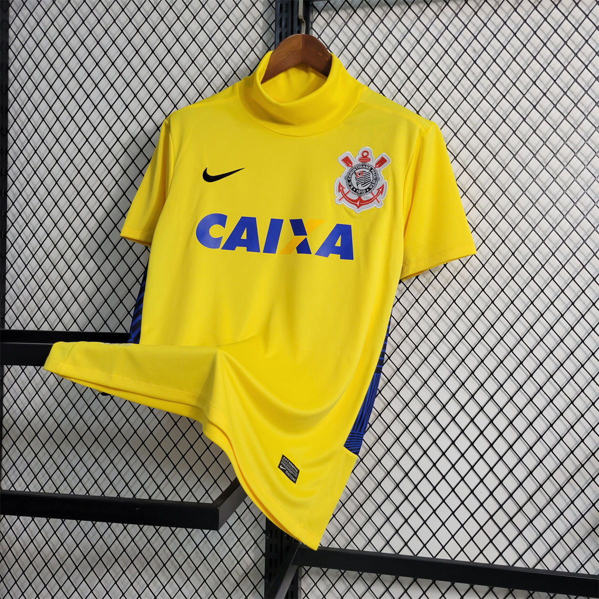 Retro 2014/15 Corinthians goalkeeper Yellow jersey Fan Version