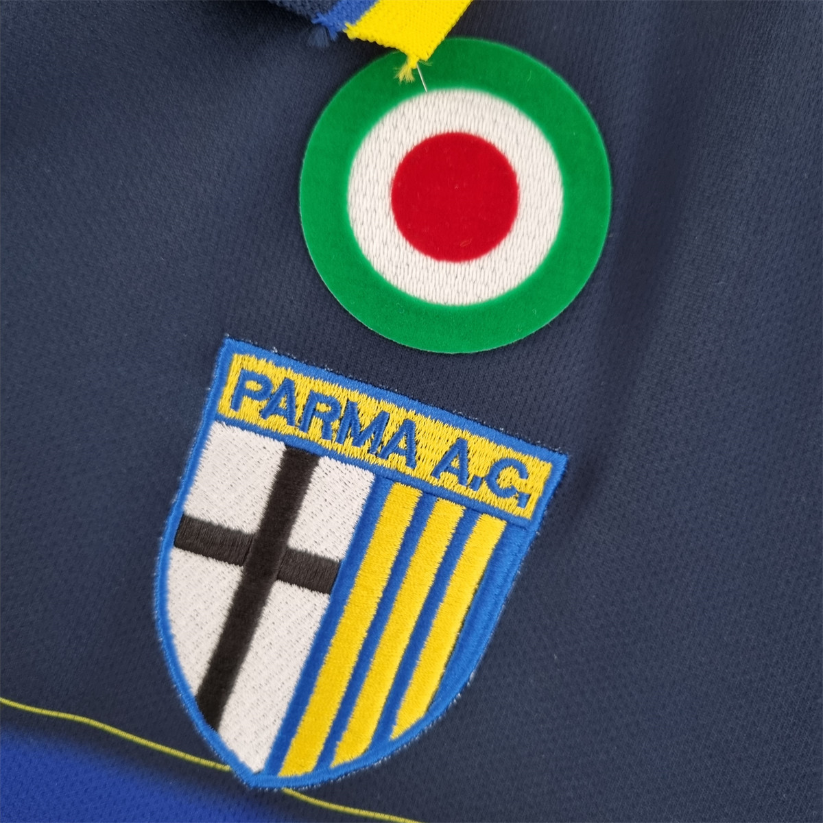Retro Parma 99/00 Away jersey Fan Version