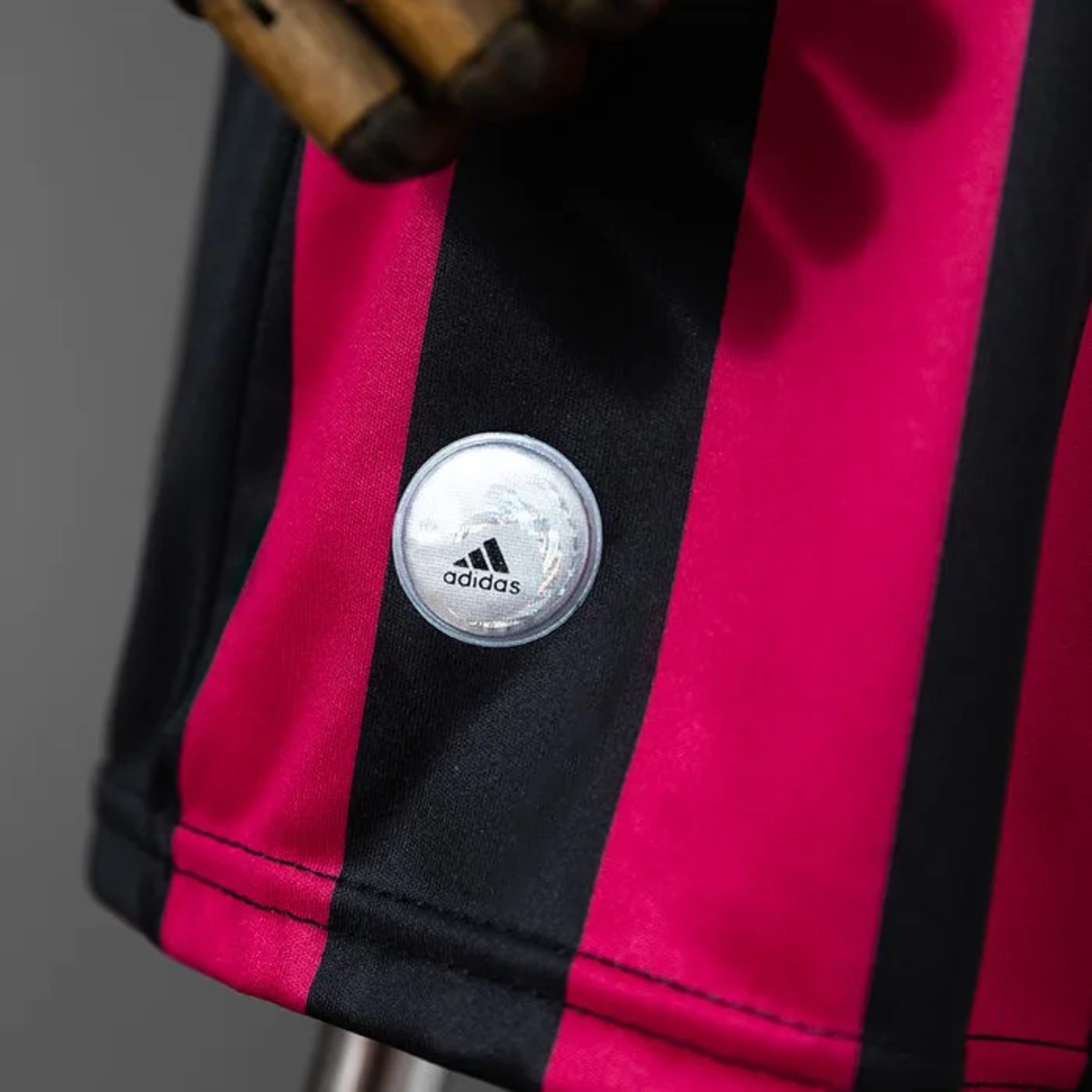 Retro AC Milan 2009/10 Home Kid Kits