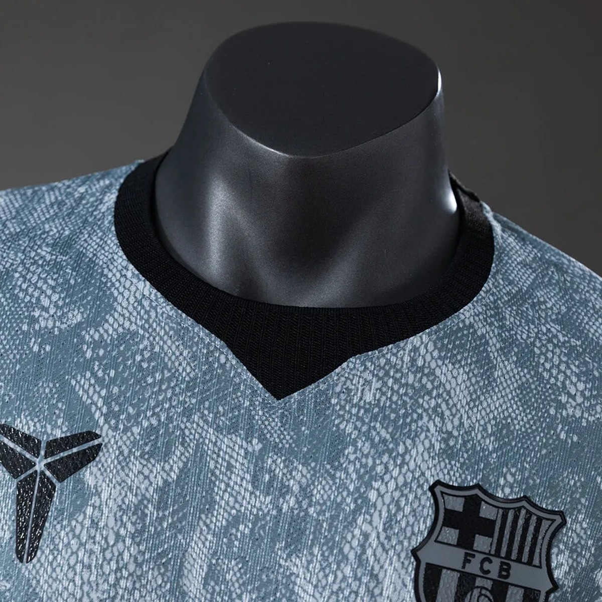 2026/27 Barcelona Goalkeeper Gray Jersey Player Version