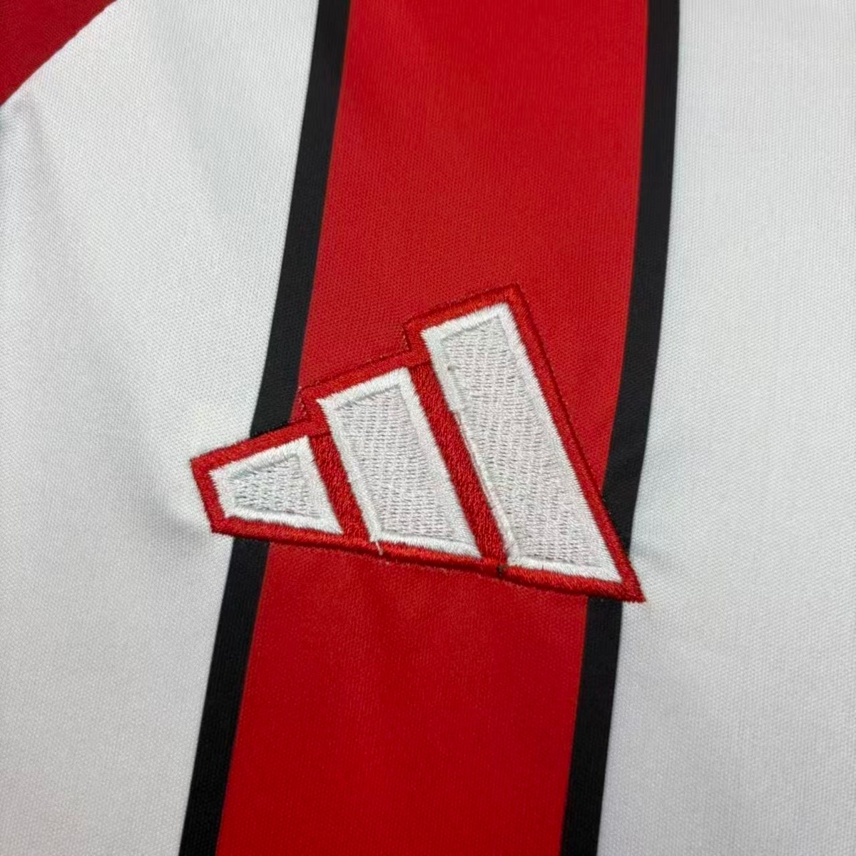 2026/27 Sheffield United Home Jersey Fan Version