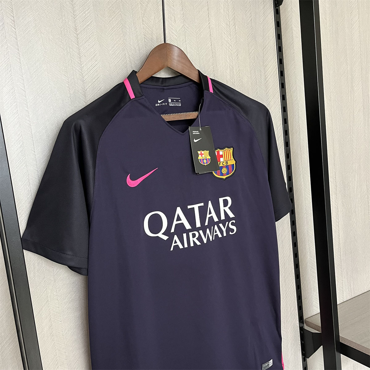 Retro Barcelona 16/17  Away jersey Fan Version