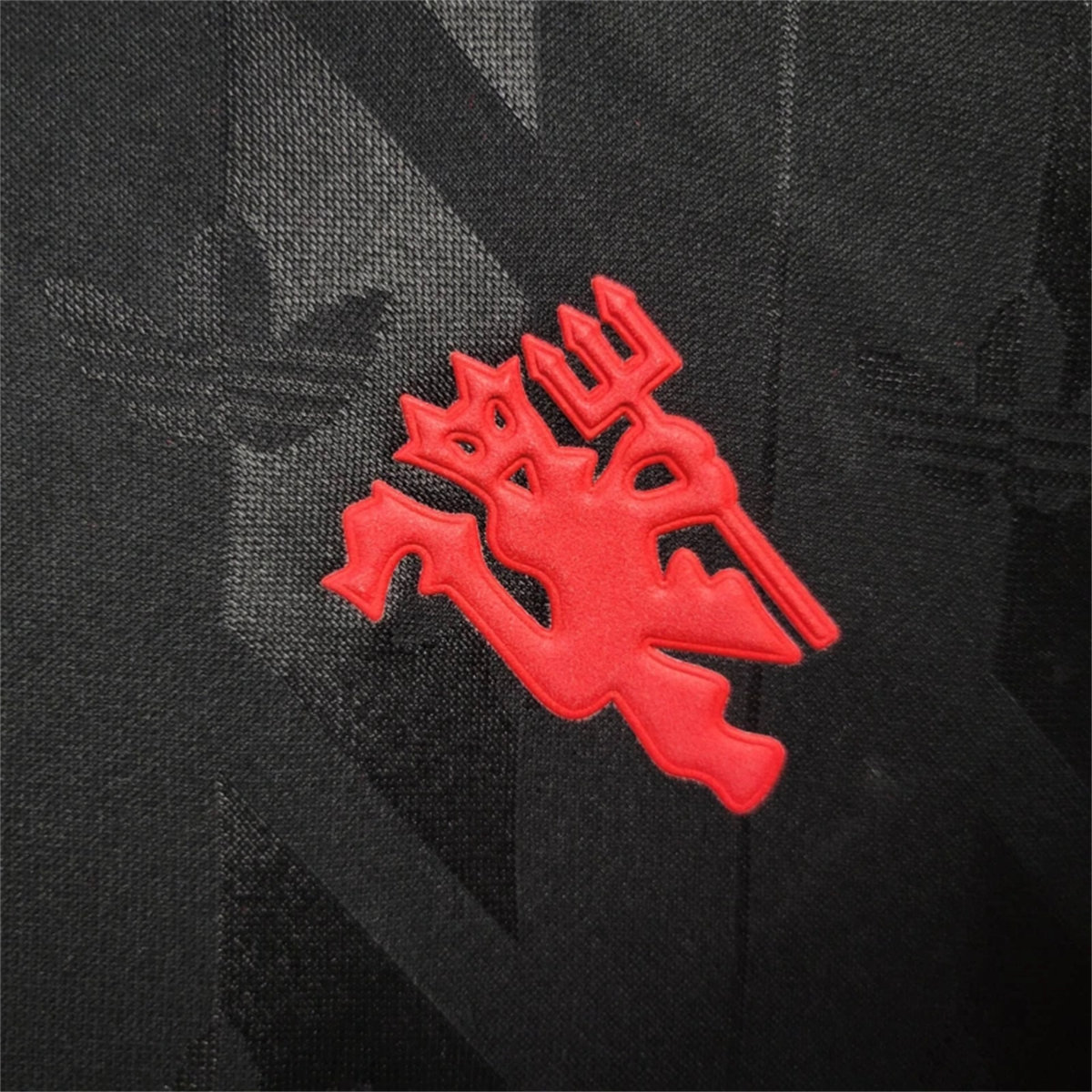 2024/25 Retro Manchester United Black Jersey Fan Version