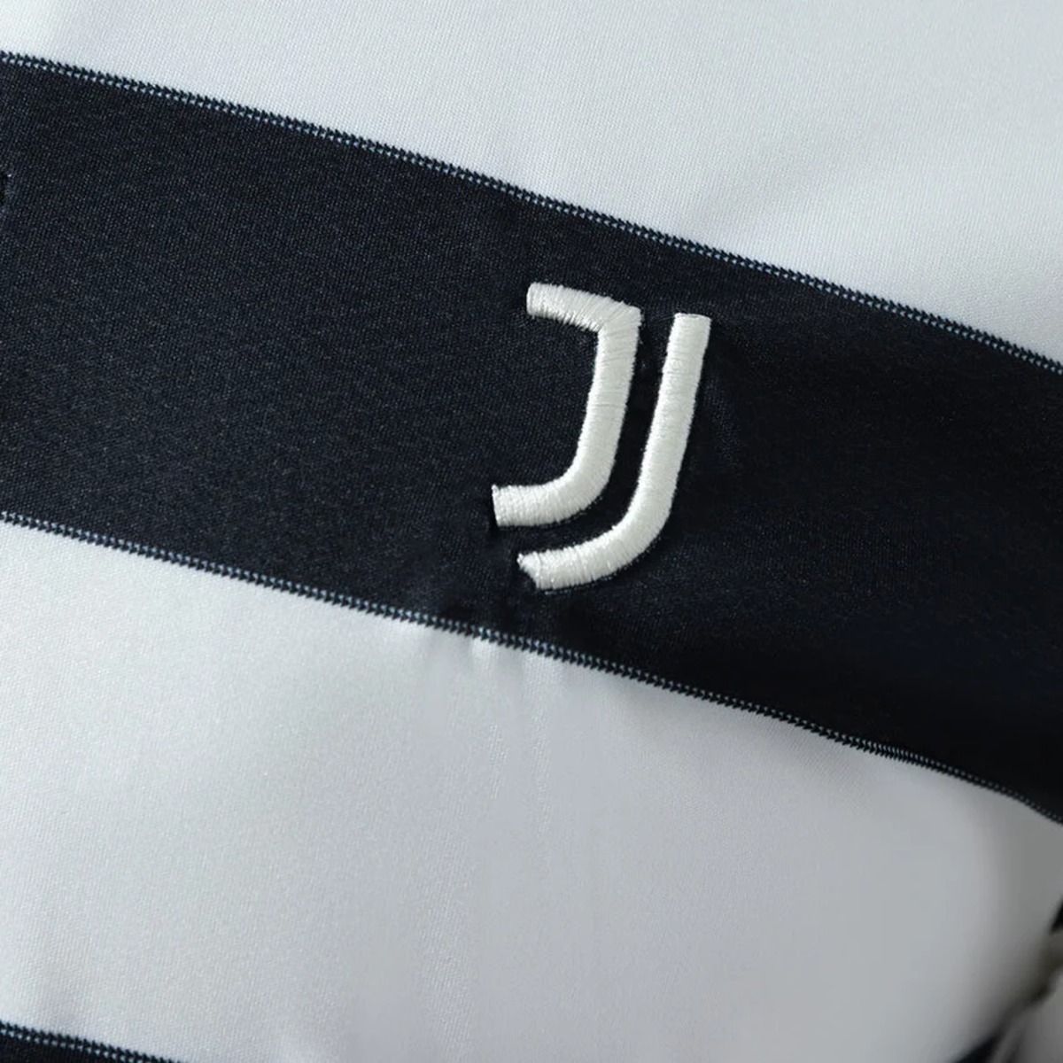 2026/27 Juventus SGURA PACK Jersey Fan Version