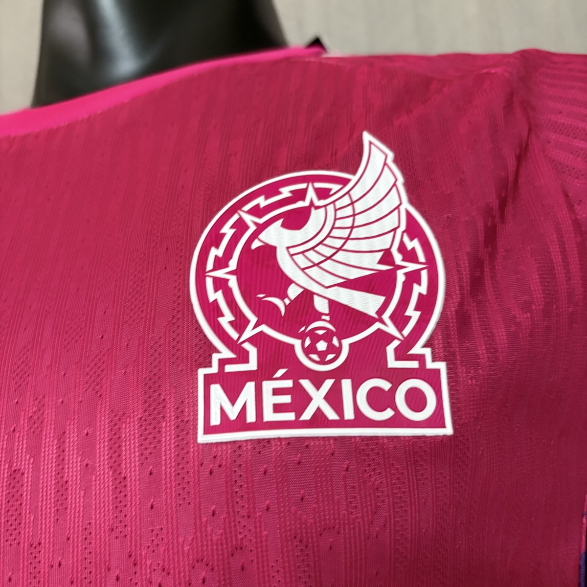Mexico 2026 World Cup Goalkeeper Pink jersey Player Version