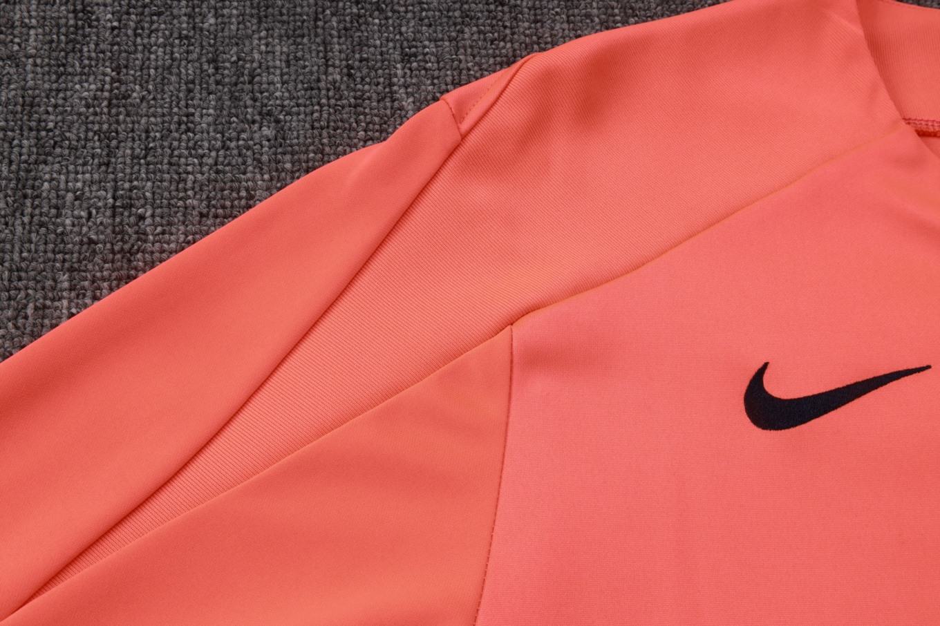 202526 Barcelona Orange Long-sleeved half-pull training kit Football team kit