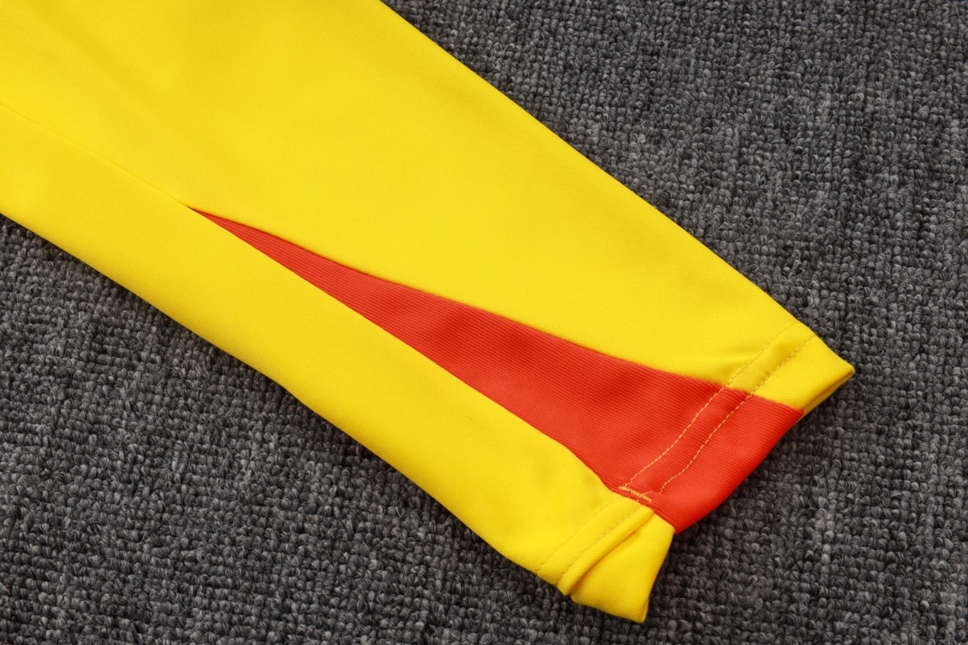 202526 Brazil Yellow Long-sleeved half-pull training kit Football team kit