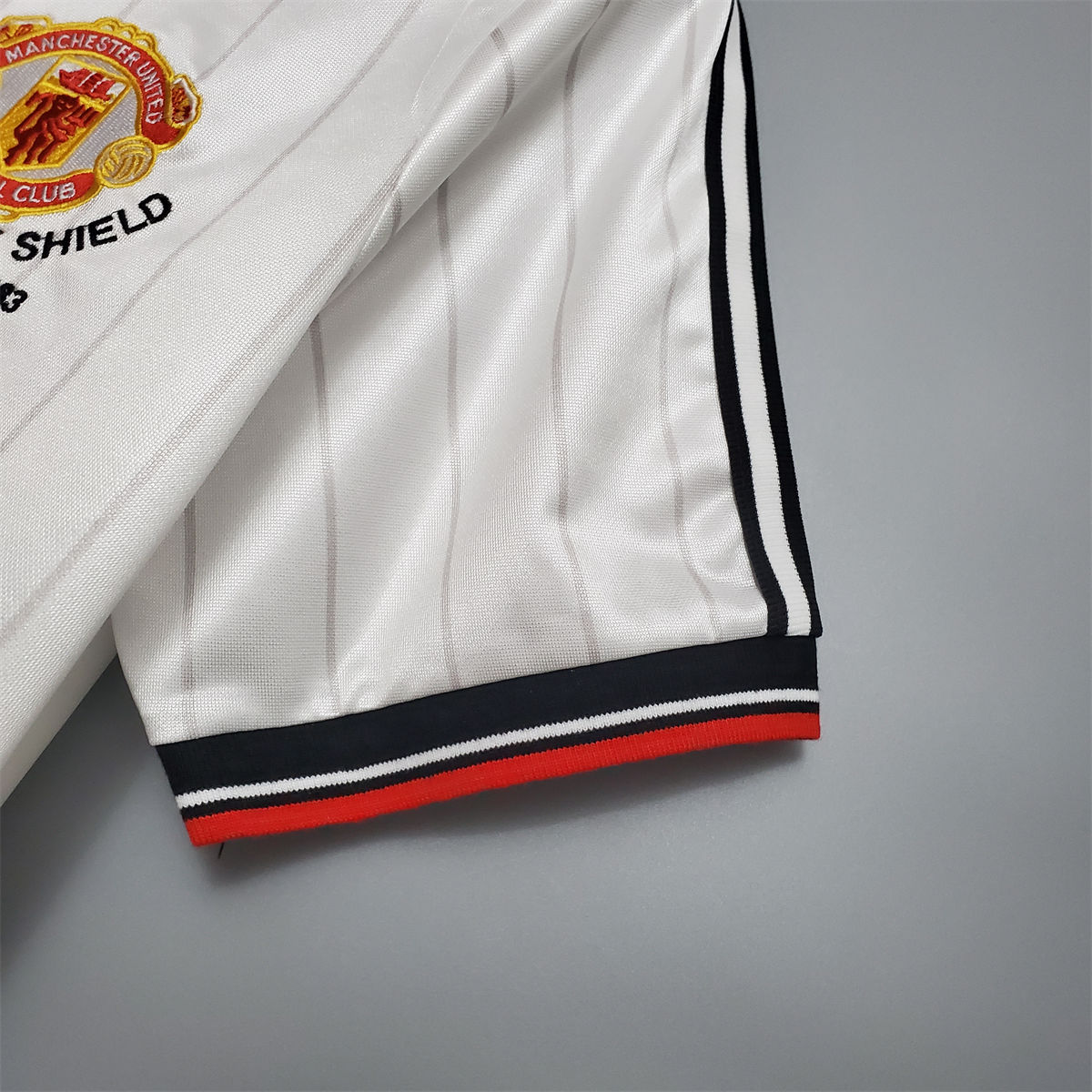 Retro Manchester United 1983 away jersey Fan Version