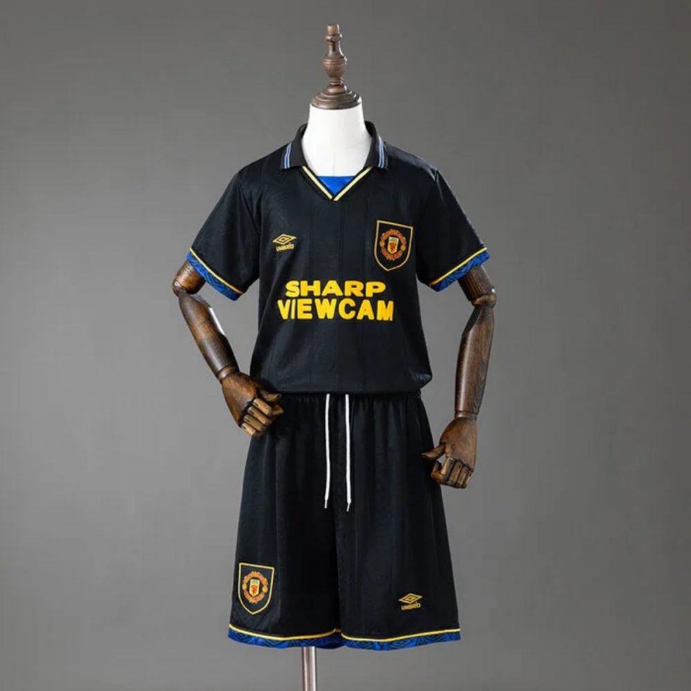 Retro Manchester United 1993/95 Away Kid Kits