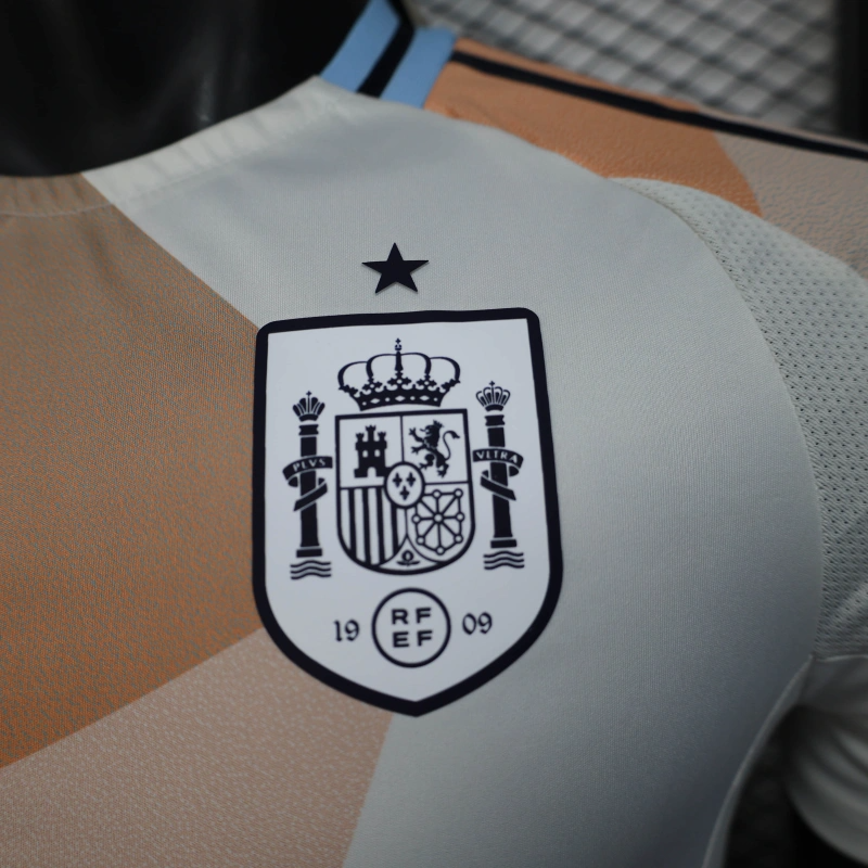 25/26 Spain Pre Match Training jersey Player Version