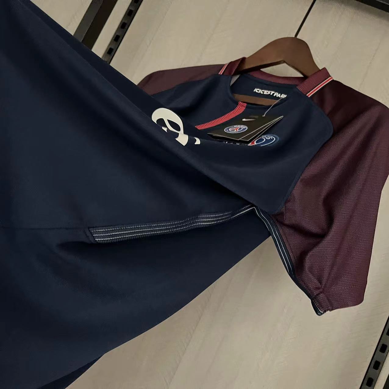 Retro PSG 17/18 Home jersey Fan Version