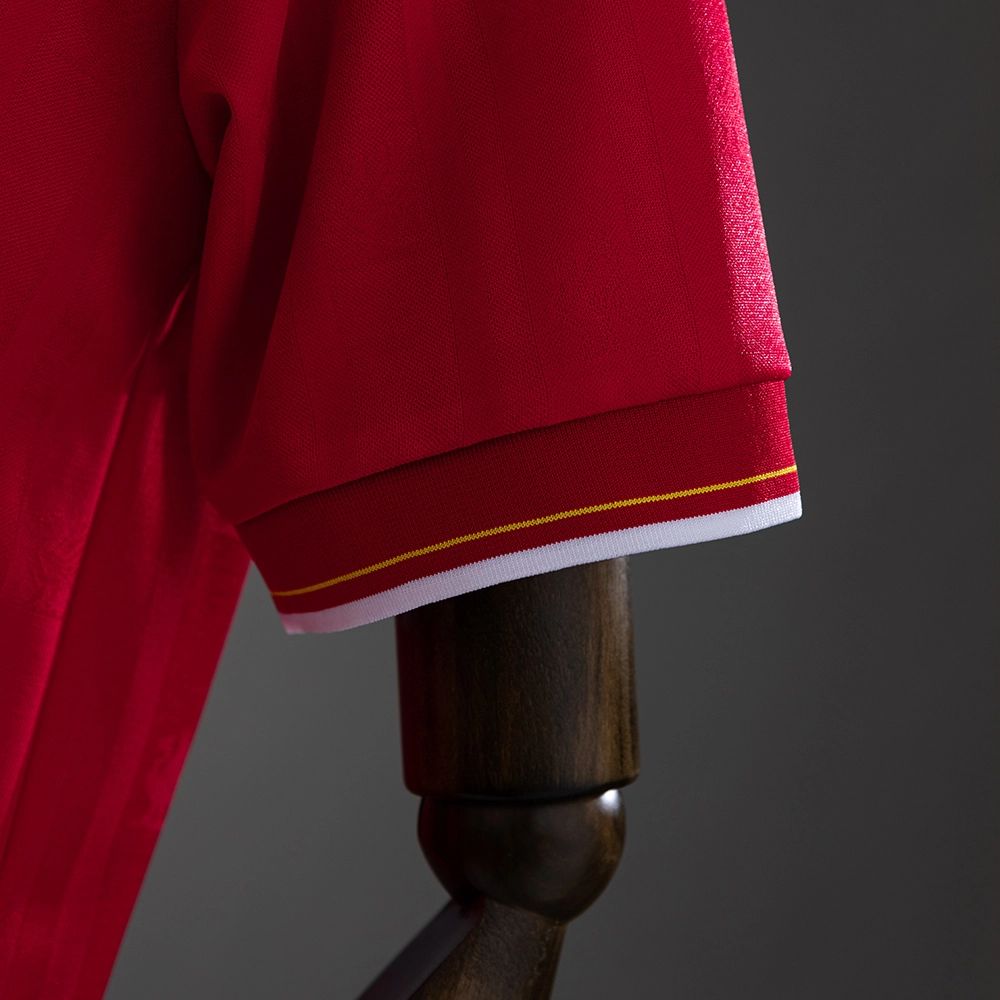 Retro Liverpool 1985/86 Home jersey Fan Version
