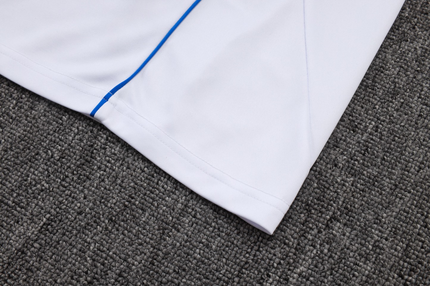202526 Bayern Munich white Long-sleeved half-pull training kit Football team kit