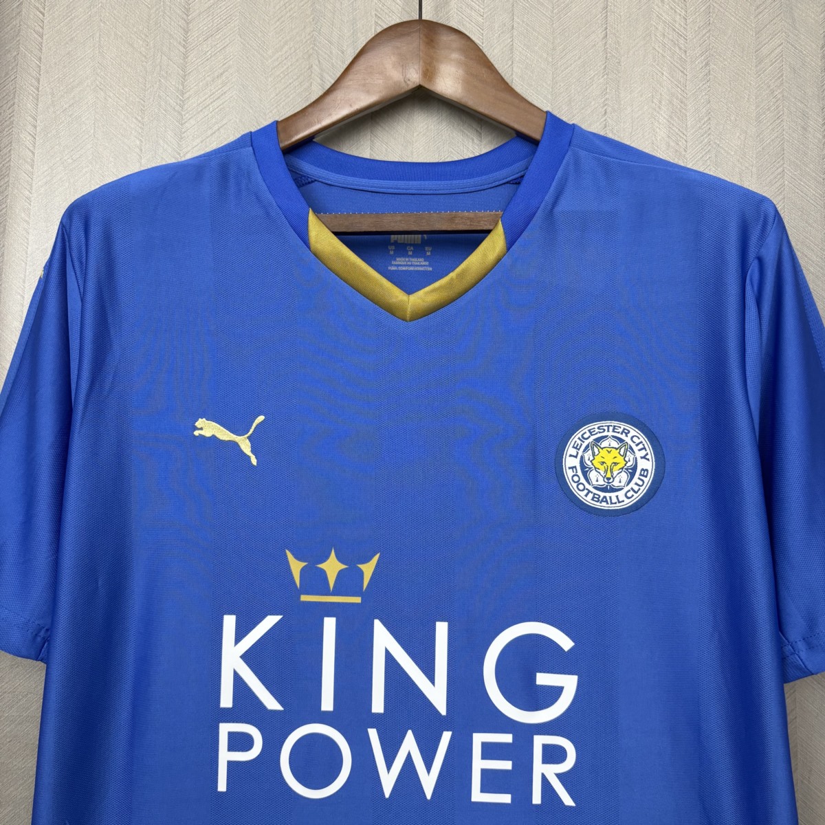 Retro Leicester City 2015/16 Home Jersey Fan Version