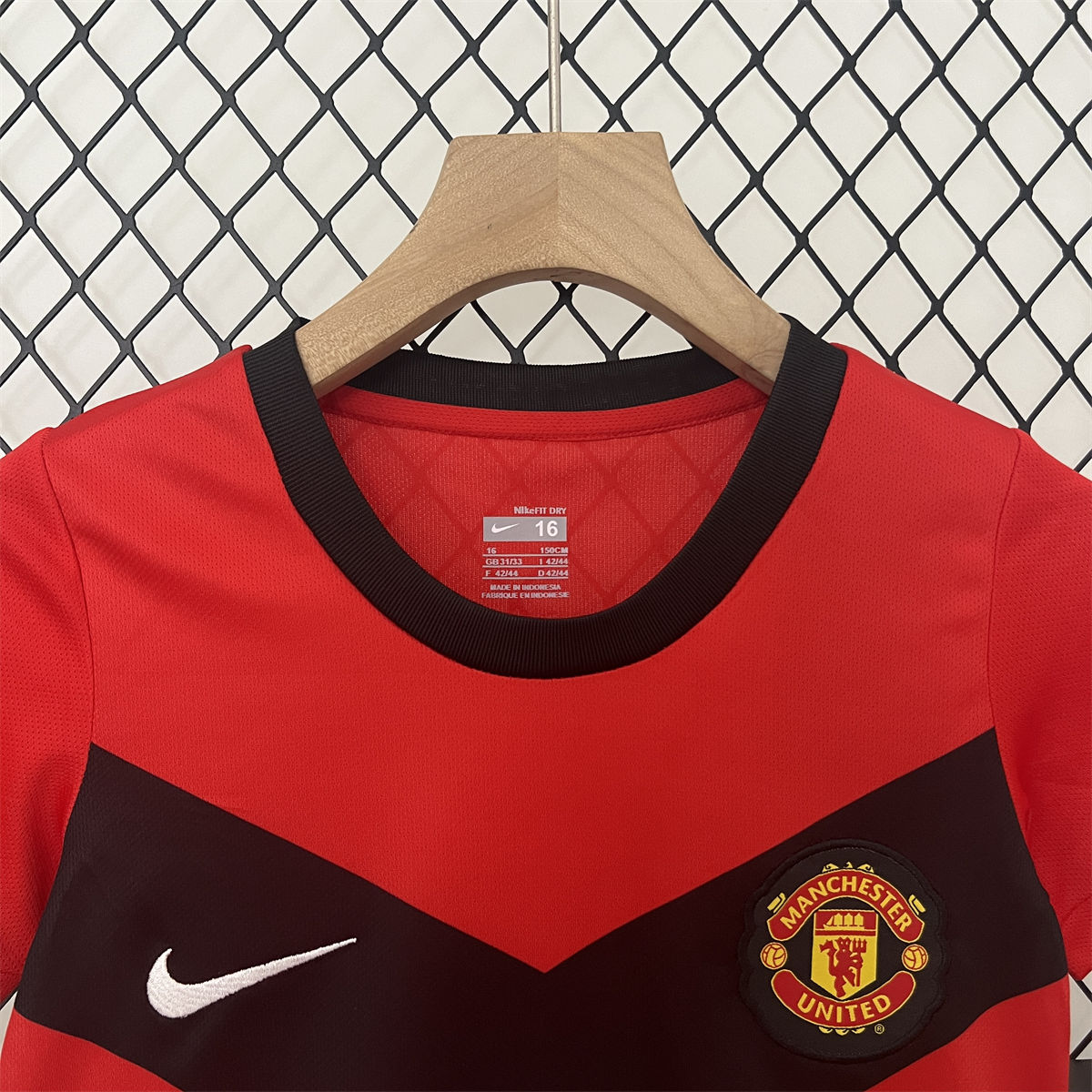 Retro Manchester United 09/10 home  jersey Kid Kits Size 16-28