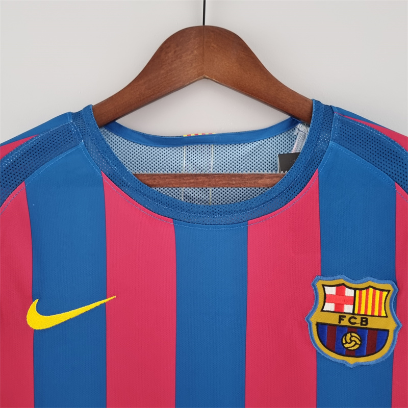 Retro Barcelona 05/06 long sleeve home jersey Fan Version